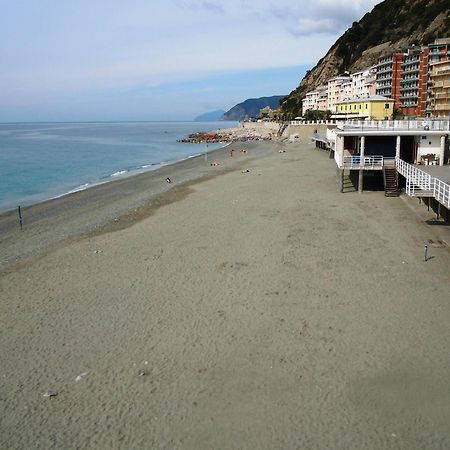 Albergo La Lampara Deiva Marina Exteriör bild