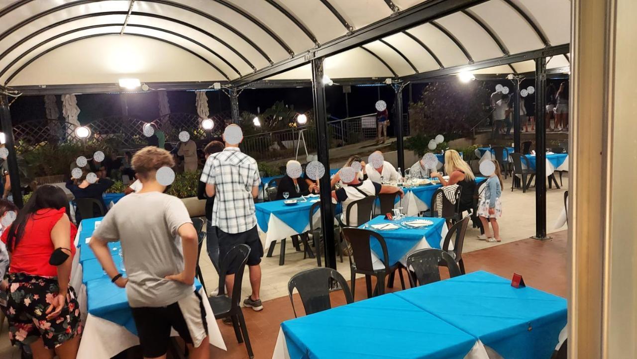 Albergo La Lampara Deiva Marina Exteriör bild