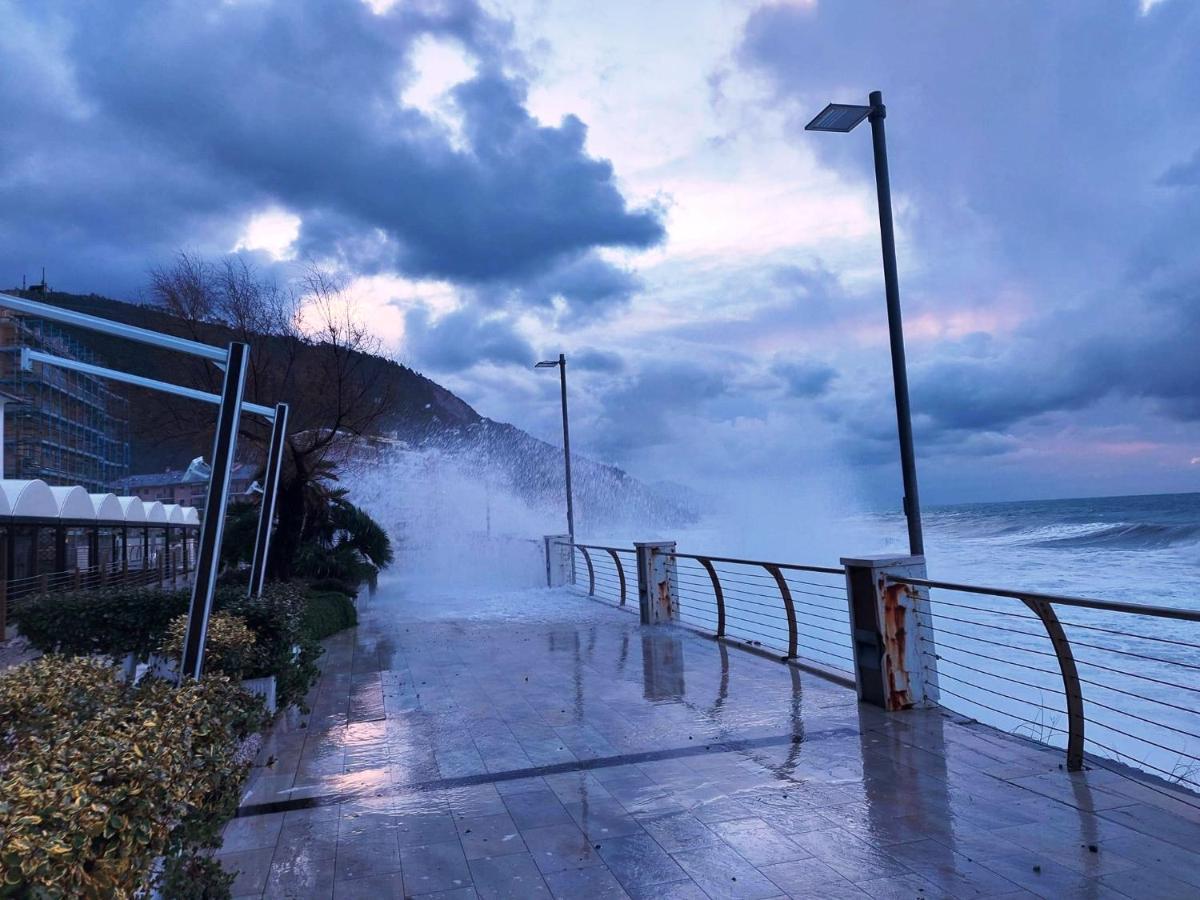 Albergo La Lampara Deiva Marina Exteriör bild