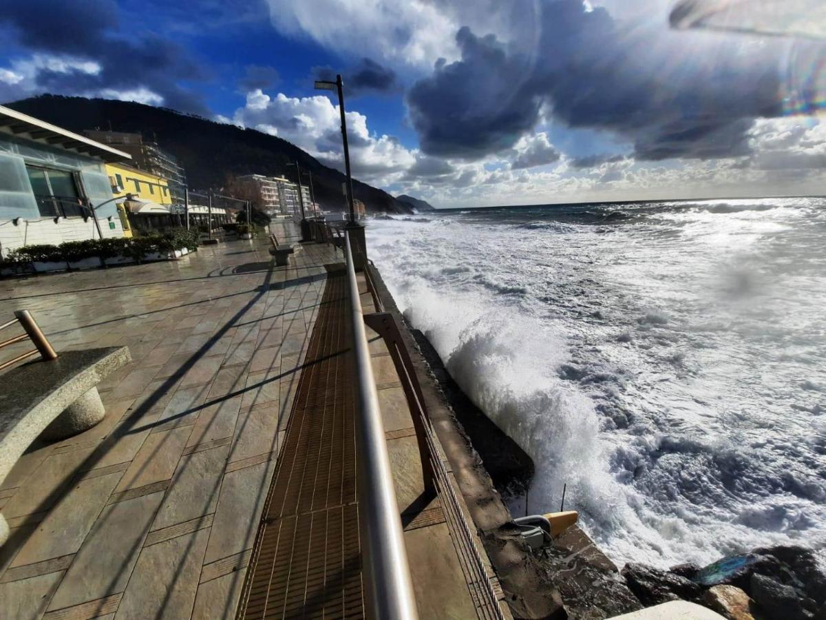 Albergo La Lampara Deiva Marina Exteriör bild